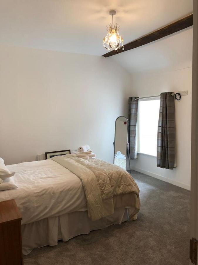 Perfect Apartment In Ideal Location Ennistimon Exterior foto